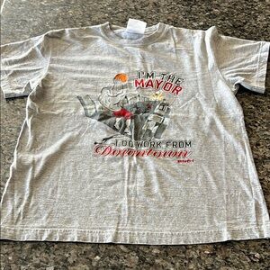 Men's Gray Graphic Tee with Red Highlights